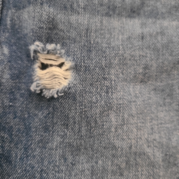 Juicy Couture Distressed Ankle Jeans - Picture 6 of 10